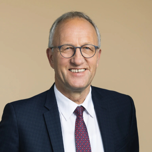 Author: Peter Hegglin 